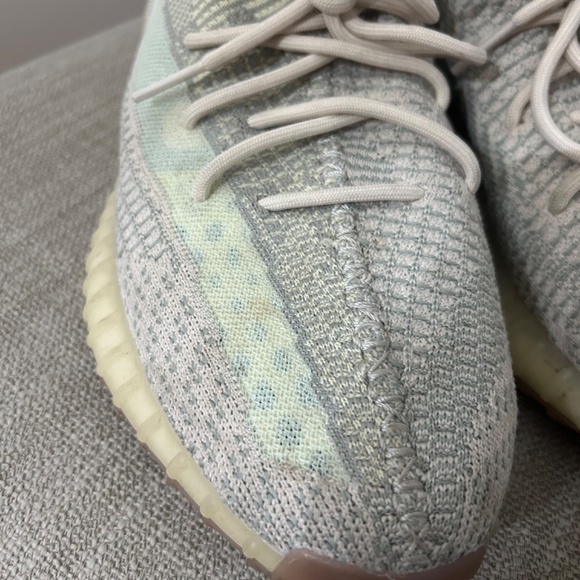 YEEZY BOOST 350 V2 - Picture 6 of 7